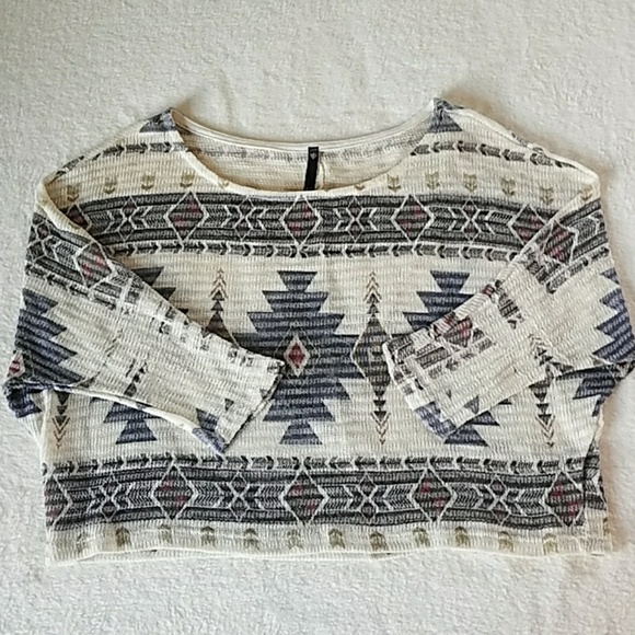 Love Culture - Women's Top - Picture 2 of 5